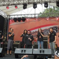 Melly Goeslaw: Band Indie Punya Prinsip Kuat