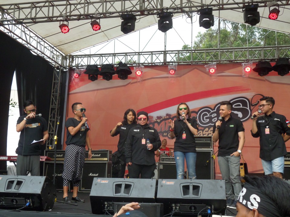 Melly Goeslaw: Band Indie Punya Prinsip Kuat